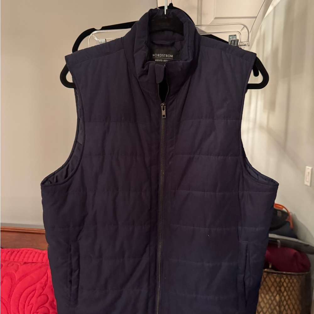 Nordstrom Men’s Shop Quilted Navy Vest - Small